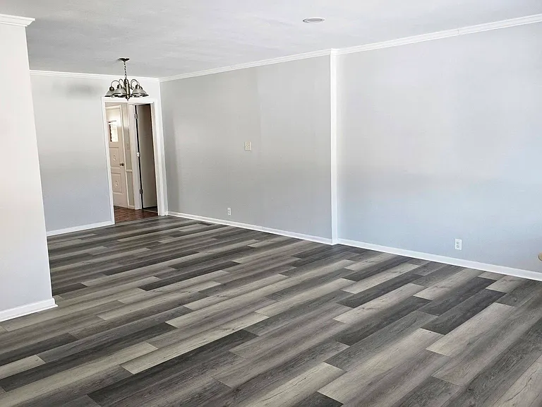 2509 W Euclid Ave — Photo 20