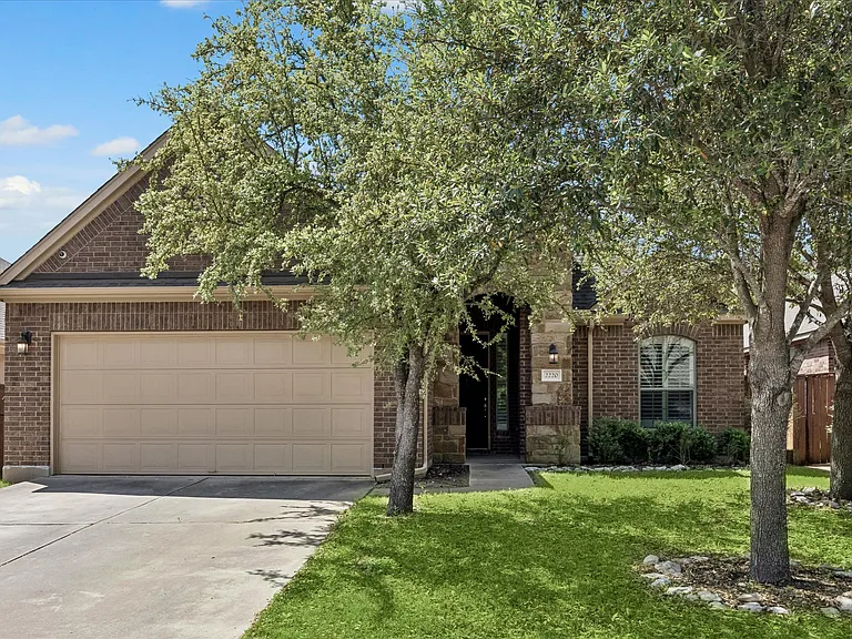 2220 Lookout Range Dr — Photo 2