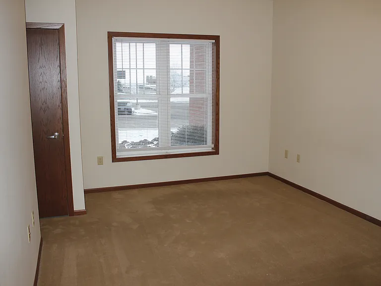 1009 Southland Lane — Photo 9