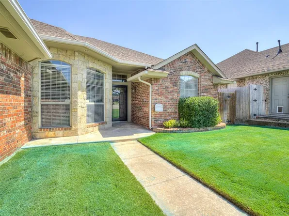 220 Stone Creek Rd, Oklahoma City, OK 73130