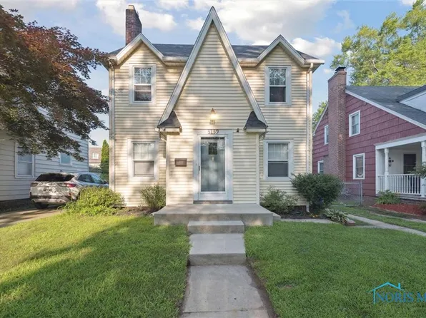 3159 Drummond Rd, Toledo, OH 43606