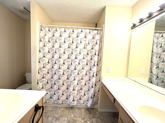 4th image of 4555 W Lake Highlands Dr