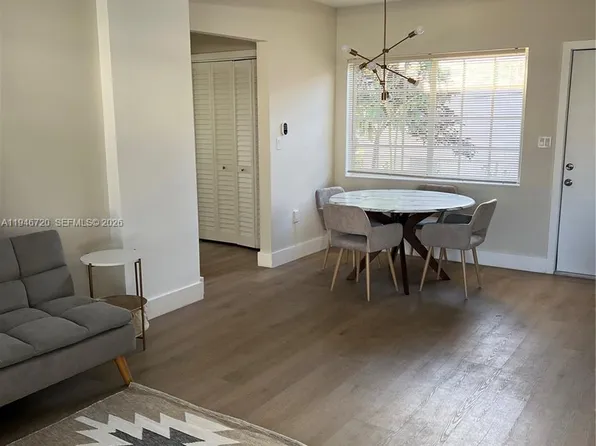 1129 NE 111th St #1, Miami, FL 33161