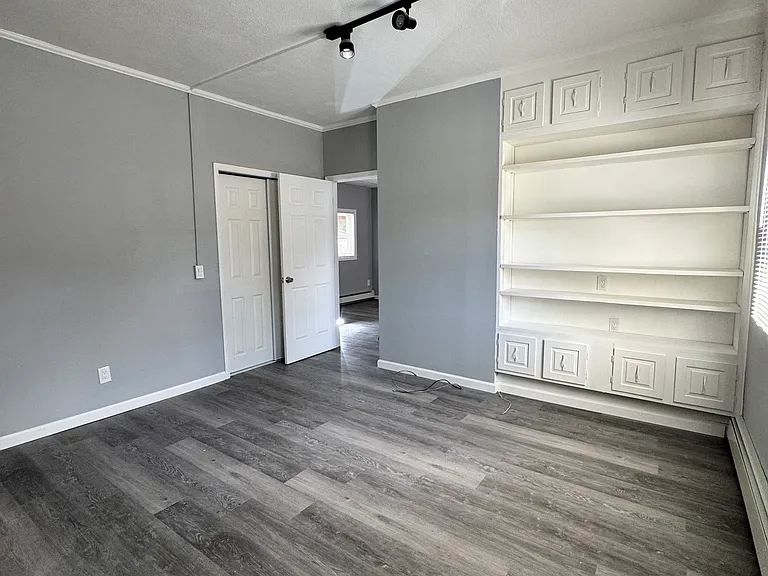 20 W Academy St #1 — Photo 8