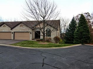 13326 Huntington Ln, Apple Valley, MN 55124