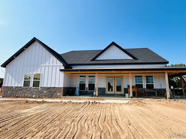 21875 Vineyard Outer Rd, Saint James, MO 65559