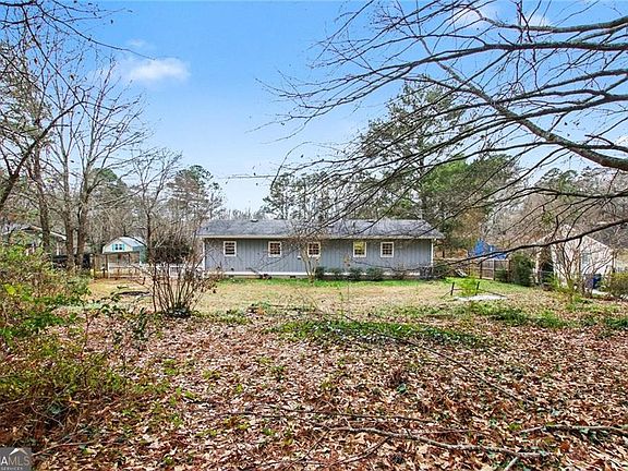 2nd image of 845 Idlewood Rd