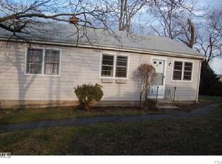 198 Flax Hill Rd APT 10, Norwalk, CT 06854