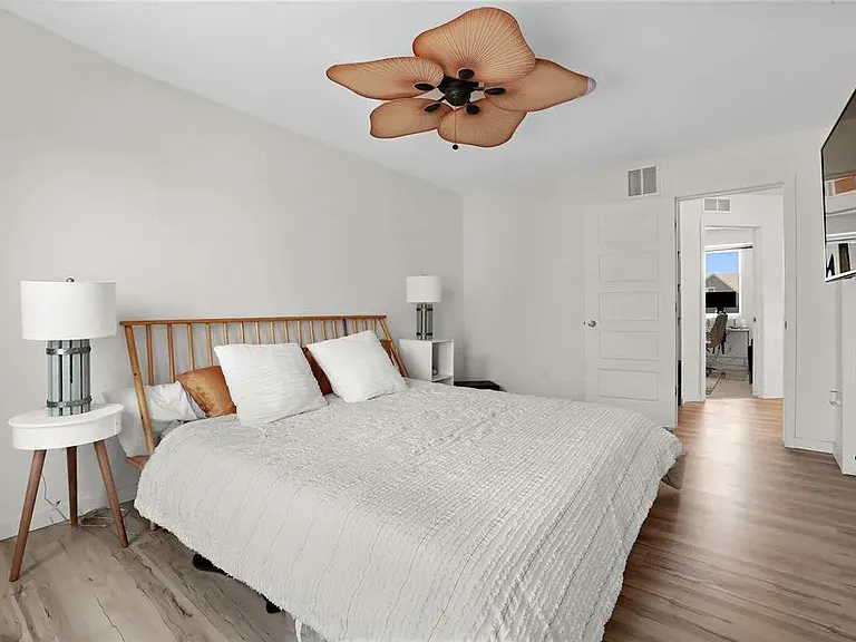 9135 Baltin Ct — Photo 24