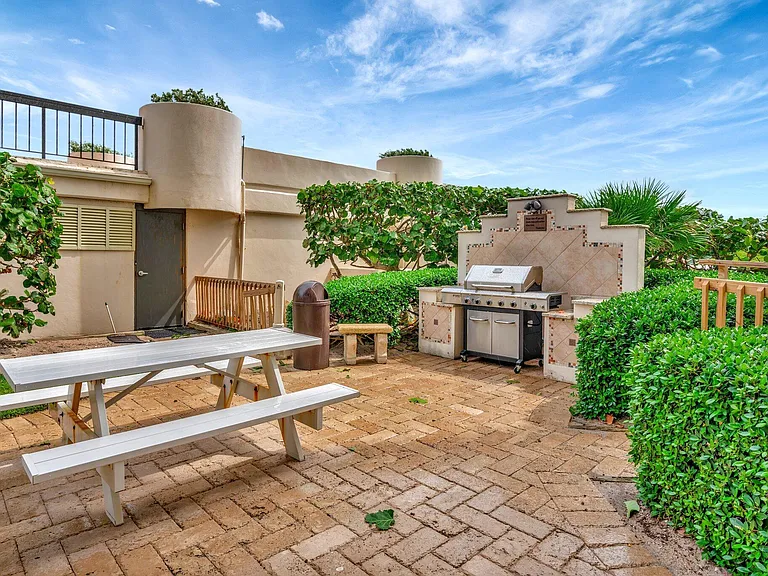 5380 N Ocean Dr #11A — Photo 43