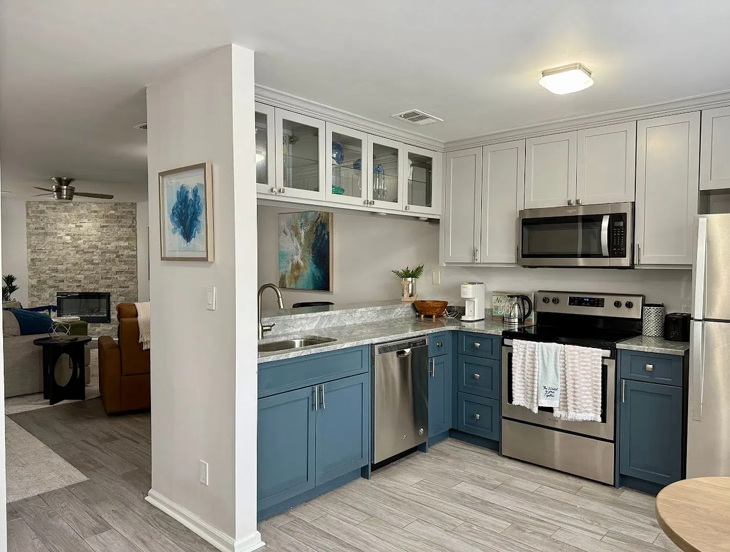 Fully furnished, private 2-story VB Condo! — Photo 1