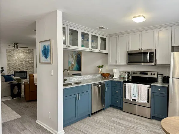 622 Seawatch Cv, Virginia Beach, VA