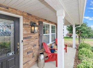 1123 Valley St, Statesville, NC 28677