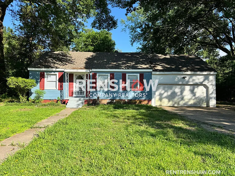 1330 Victor Dr — Photo 20