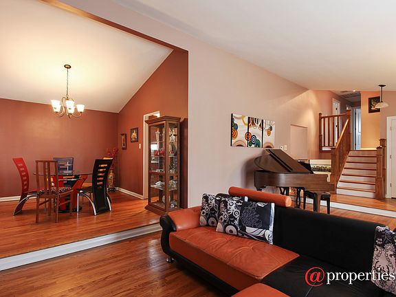 Living Room / Dining Room