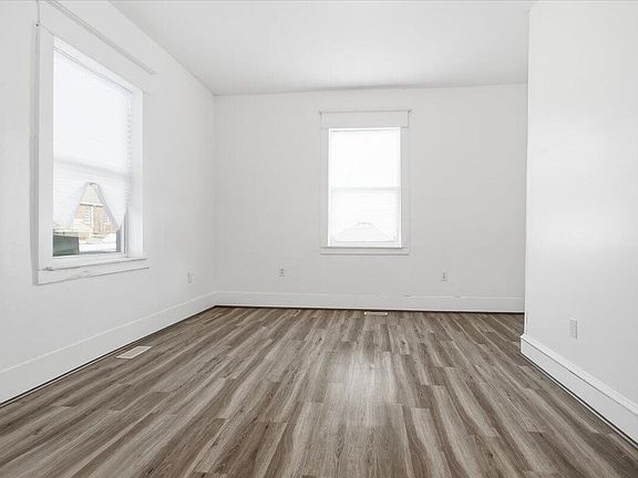 4th image of 1518 Rorer Ave SW