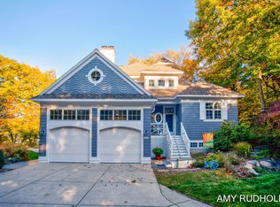 1749 Sunset Point Dr, Muskegon, MI 49441