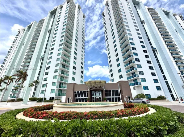 2641 N Flamingo Rd #Th4n, Plantation, FL 33323
