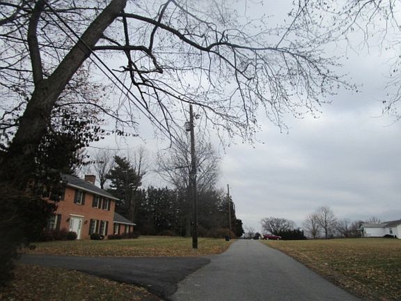 5th image of 28 South Aly