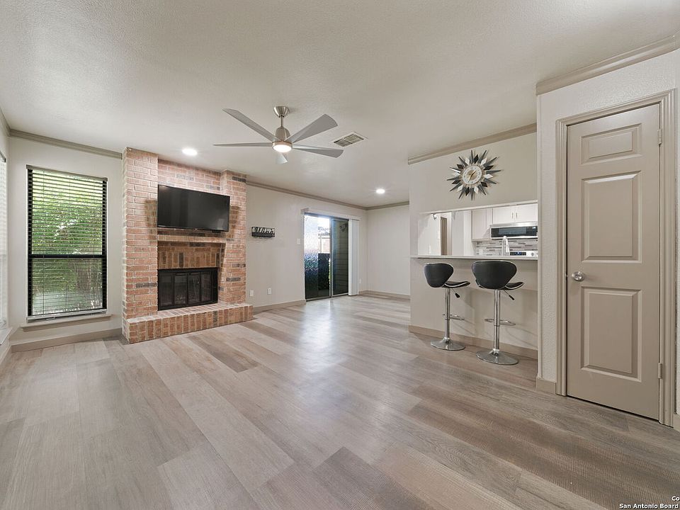 1st image of 4839 BRANDEIS ST #413