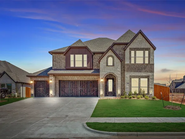 214 Memory Ln, Waxahachie, TX 75165