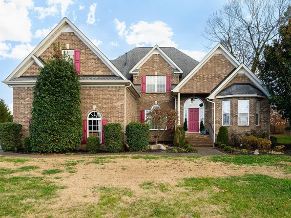 1104 Harvest Grove Blvd, Murfreesboro, TN 37129