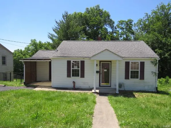 209 Cardot St, East Alton, IL 62024