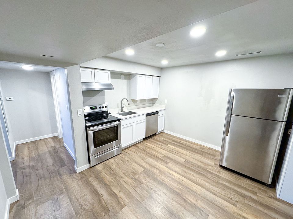1st image of 917 Buena Vista Dr APT 1