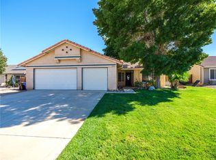13039 Snowview Rd, Victorville, CA 92392