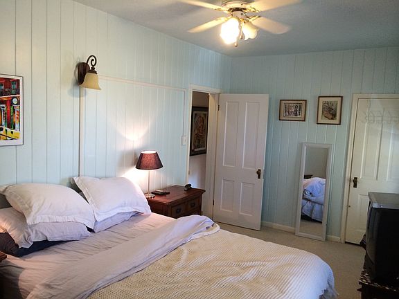 Guest Bedroom 1