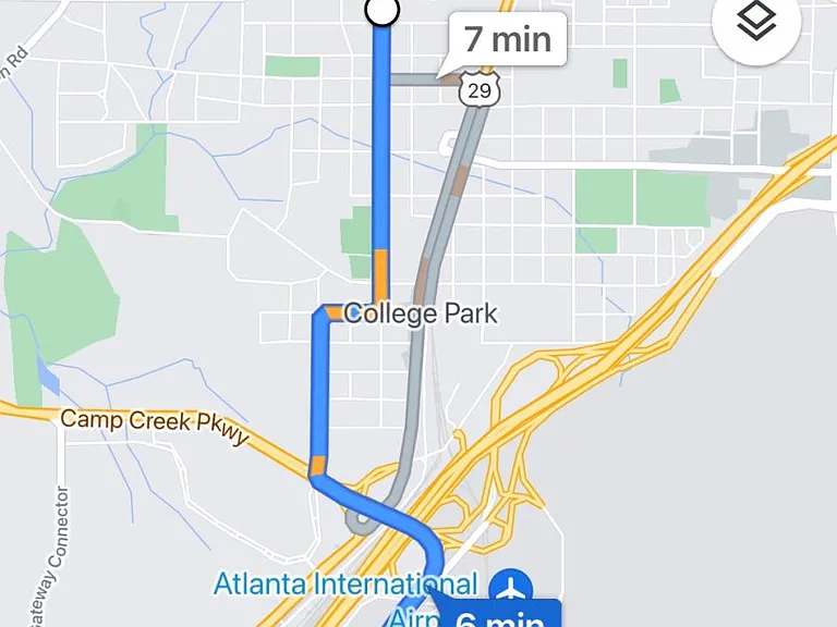 2.2 miles to airport