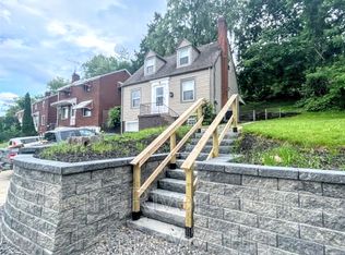 2215 Woodward Ave, Pittsburgh, PA