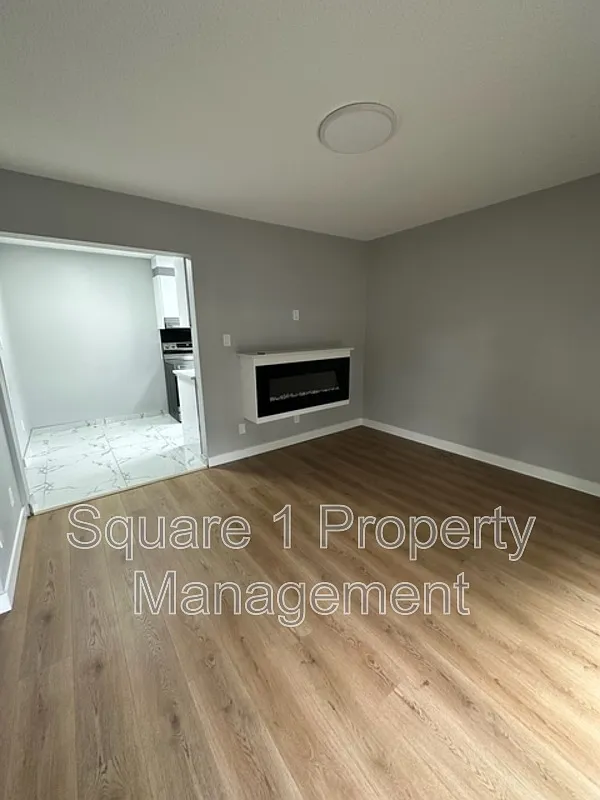 Westmount — Photo 1