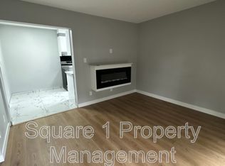 206 128th St NW #11042, Edmonton, AB T5M0W6
