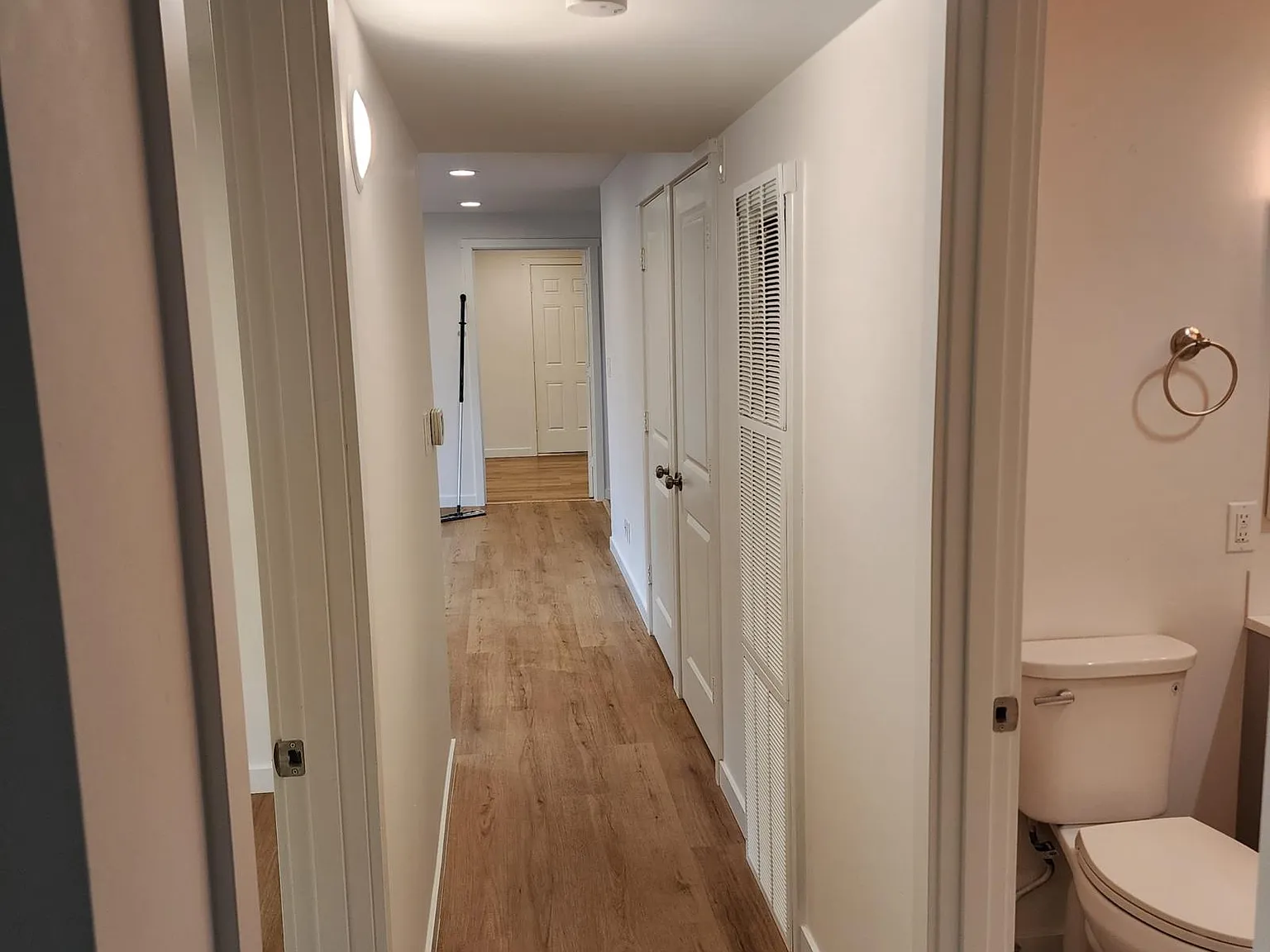 2411 SW 330th St — Photo 3