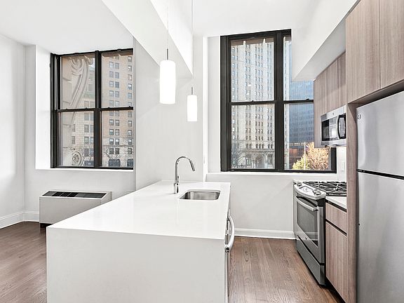 3rd image of 15 Park Row #50