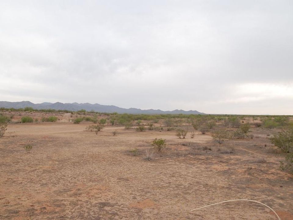 1st image of 24800 W HAPPY VALLEY Road #503-83-020L