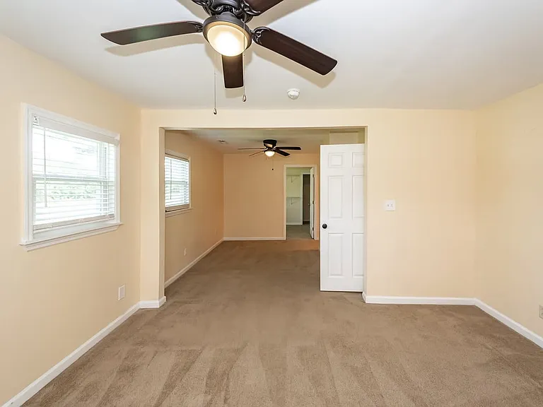2126 State Rd — Photo 104