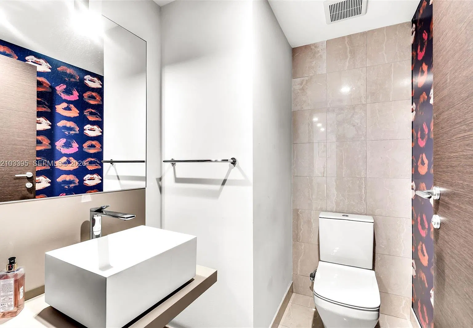 Brickell Flatiron Condo — Photo 3