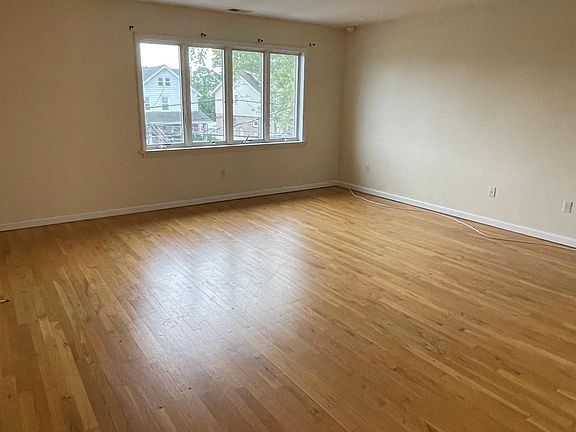 2nd image of 115 Seminary Ave Floor 1