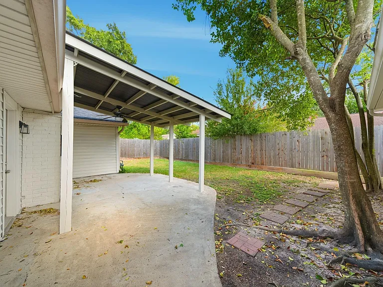 2502 Hollow Hook Rd — Photo 32