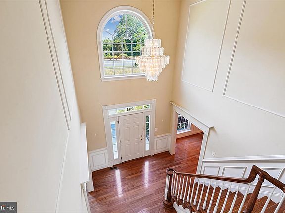 5th image of 6975 Idylwood Rd