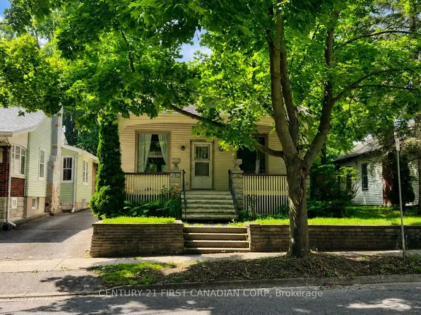 52 Becher St, London, ON N6C 1A5