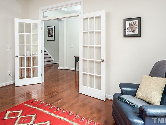 4th image of 705 Wisborough Ct