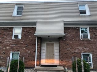 1627 Woodbine Dr #10, Round Lake, IL 60073