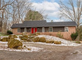 3993 Granger Rd, Akron, OH 44333