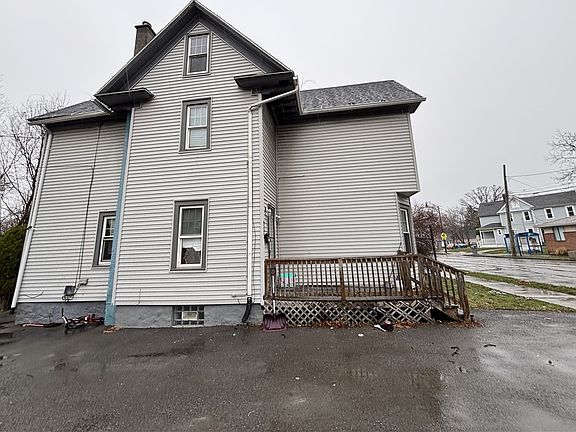 5th image of 933 Jefferson Ave