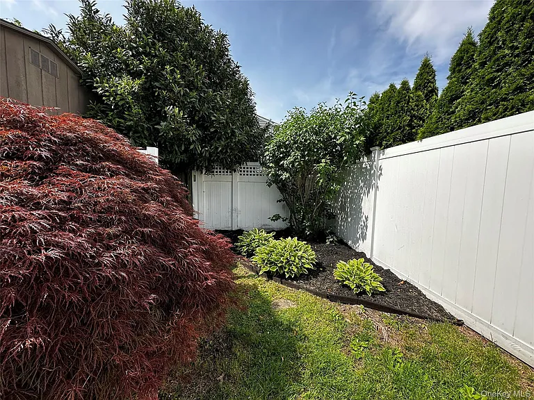 18 Green Pl — Photo 10