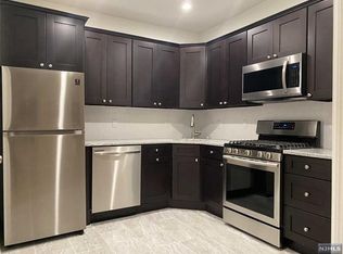 56 Park Ave, Rutherford, NJ 07070