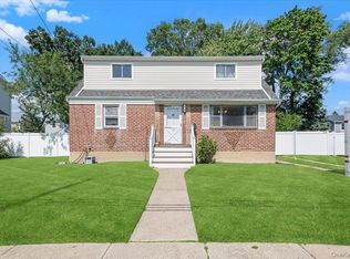 177 Toronto Avenue, Massapequa, NY 11758
